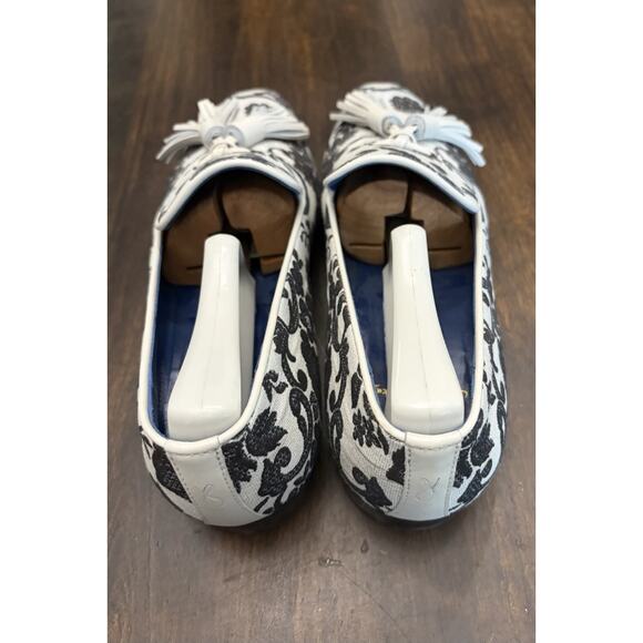 Sebastian Cruz Couture White Black Formal Loafers Tassle 40 Size 7.5 $1495 main image 4